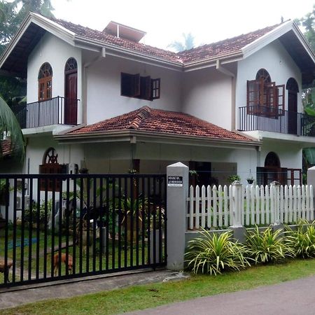 Le Meridien Bnb For Foreign Travelers Negombo Kültér fotó